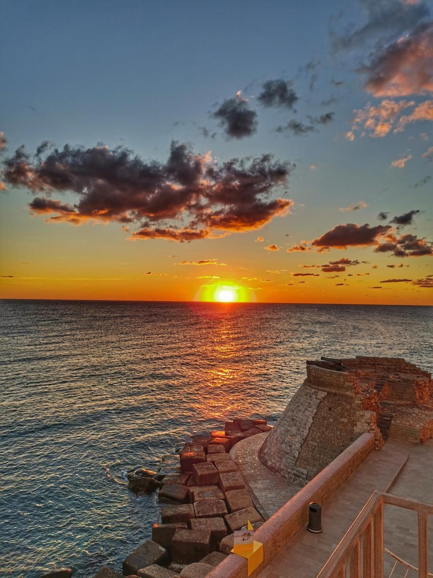 Villa Dimora Frontemare Monopoli Esterno foto